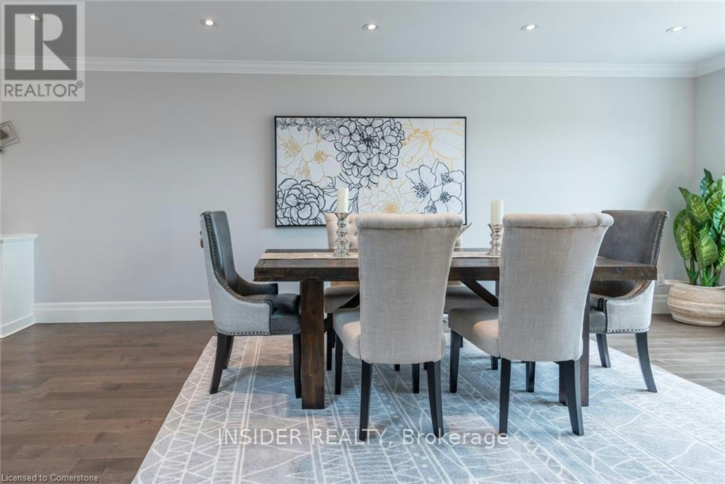 234 Shakespeare Drive, Waterloo, ON, N2L 2T6 - 9