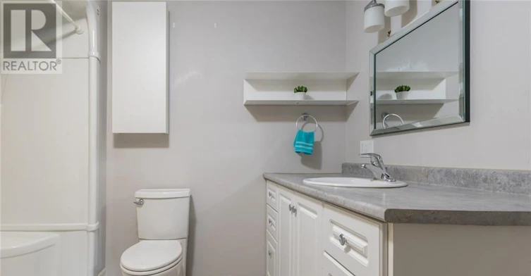 234 Shakespeare Drive, Waterloo, ON, N2L 2T6 - 33