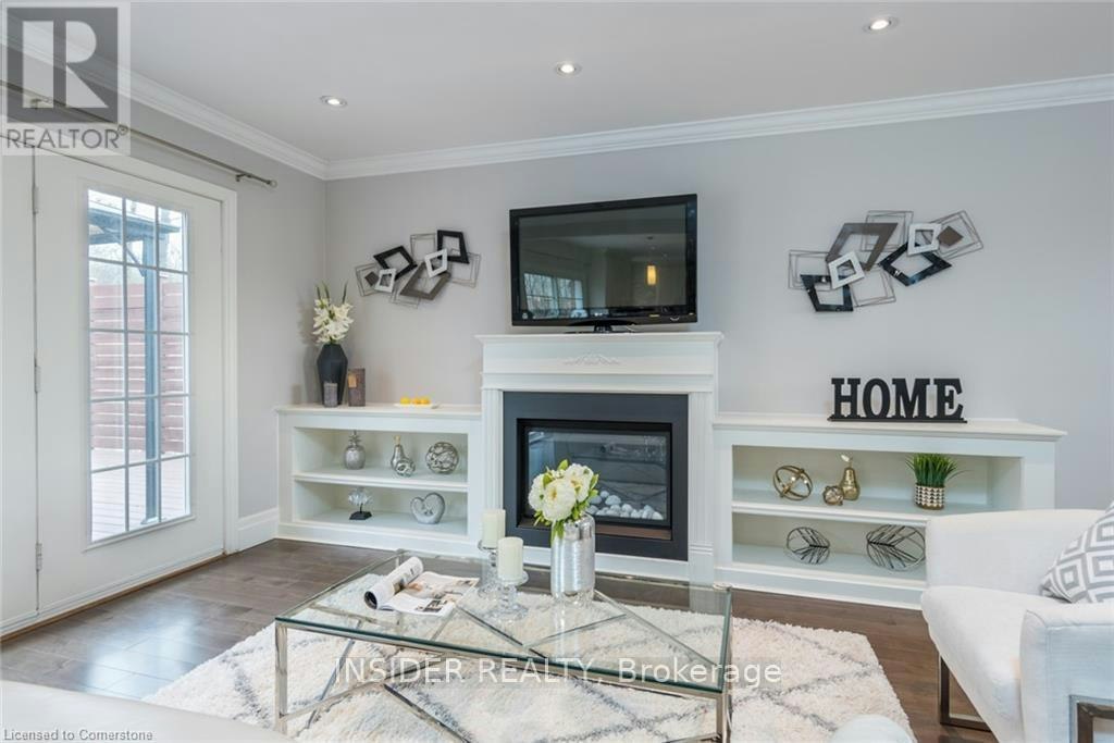 234 Shakespeare Drive, Waterloo, ON, N2L 2T6 - 14