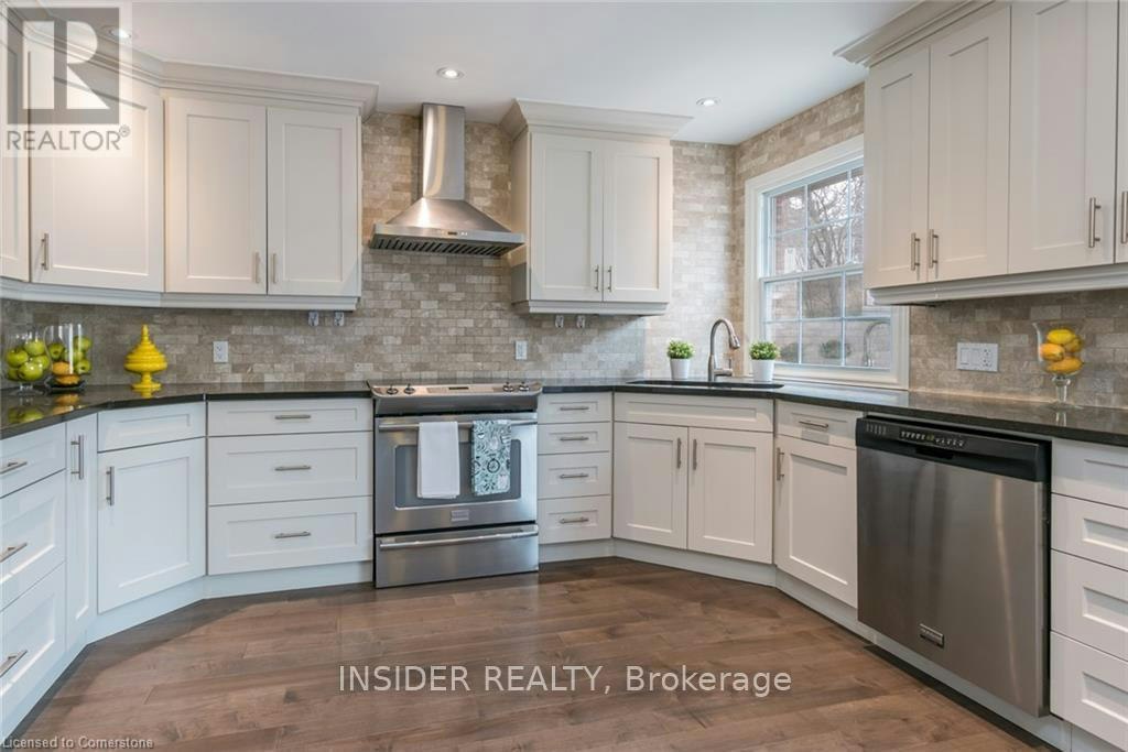 234 Shakespeare Drive, Waterloo, ON, N2L 2T6 - 19