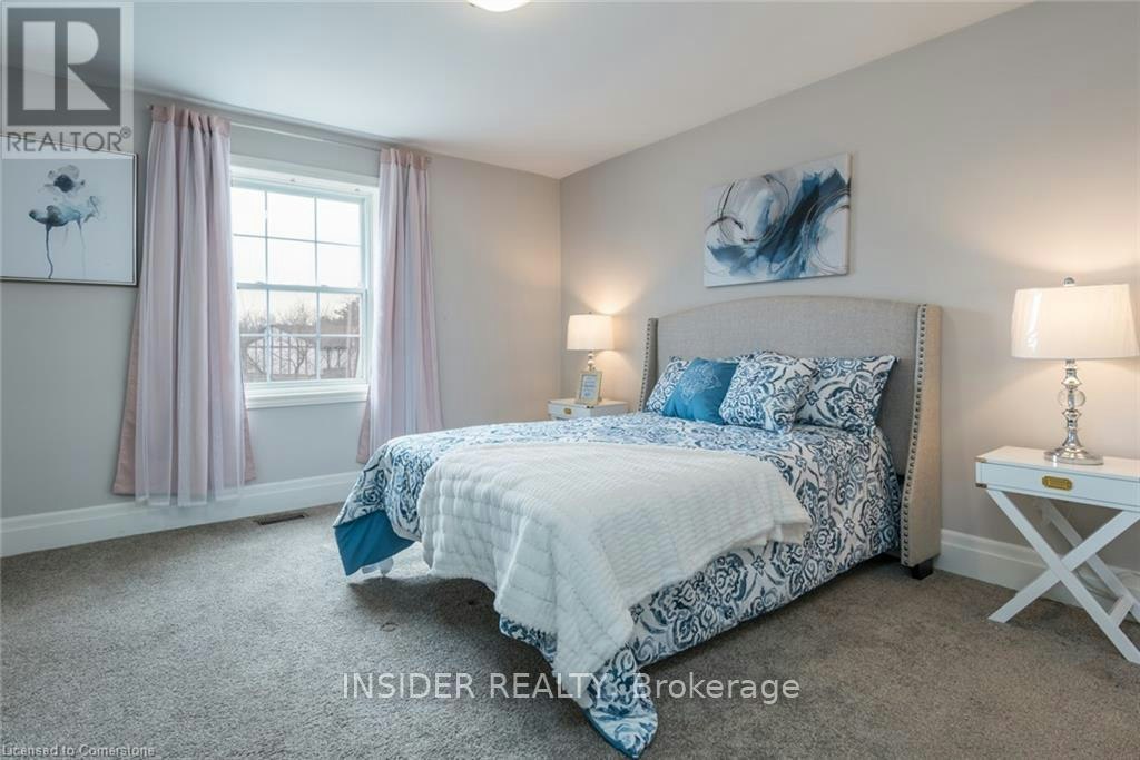 234 Shakespeare Drive, Waterloo, ON, N2L 2T6 - 22