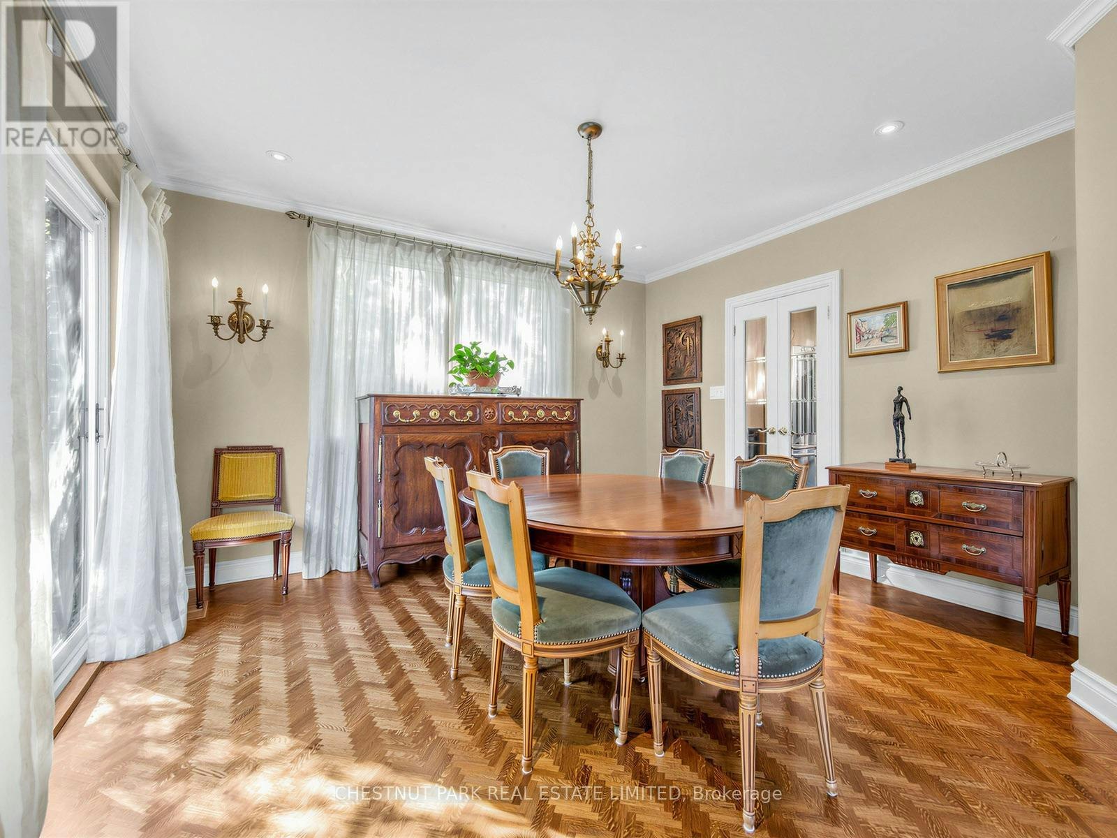 25 Clarendon Avenue, Toronto, ON, M4V 1H8 - 6