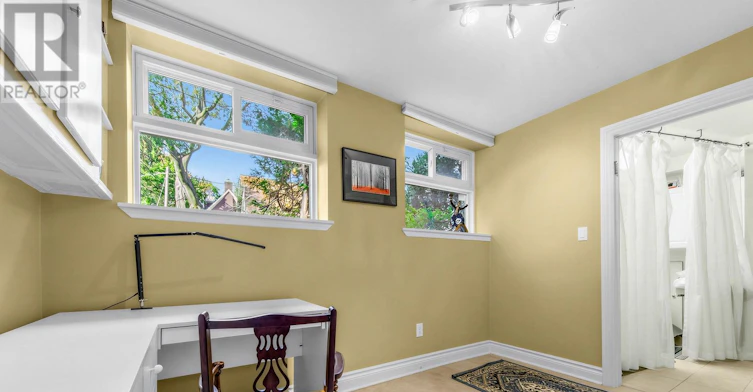 25 Clarendon Avenue, Toronto, ON, M4V 1H8 - 36