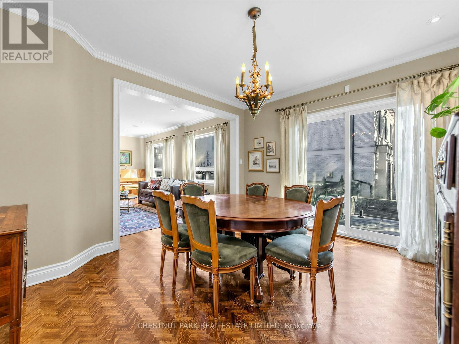 25 Clarendon Avenue, Toronto, ON, M4V 1H8 - 8