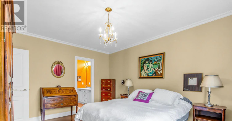 25 Clarendon Avenue, Toronto, ON, M4V 1H8 - 19
