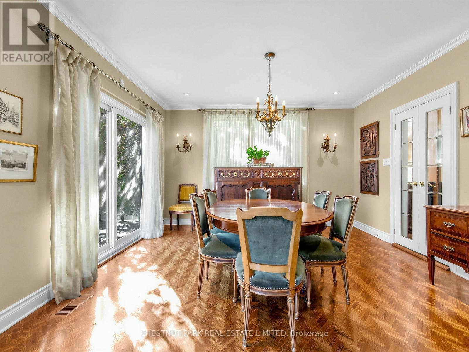 25 Clarendon Avenue, Toronto, ON, M4V 1H8 - 7