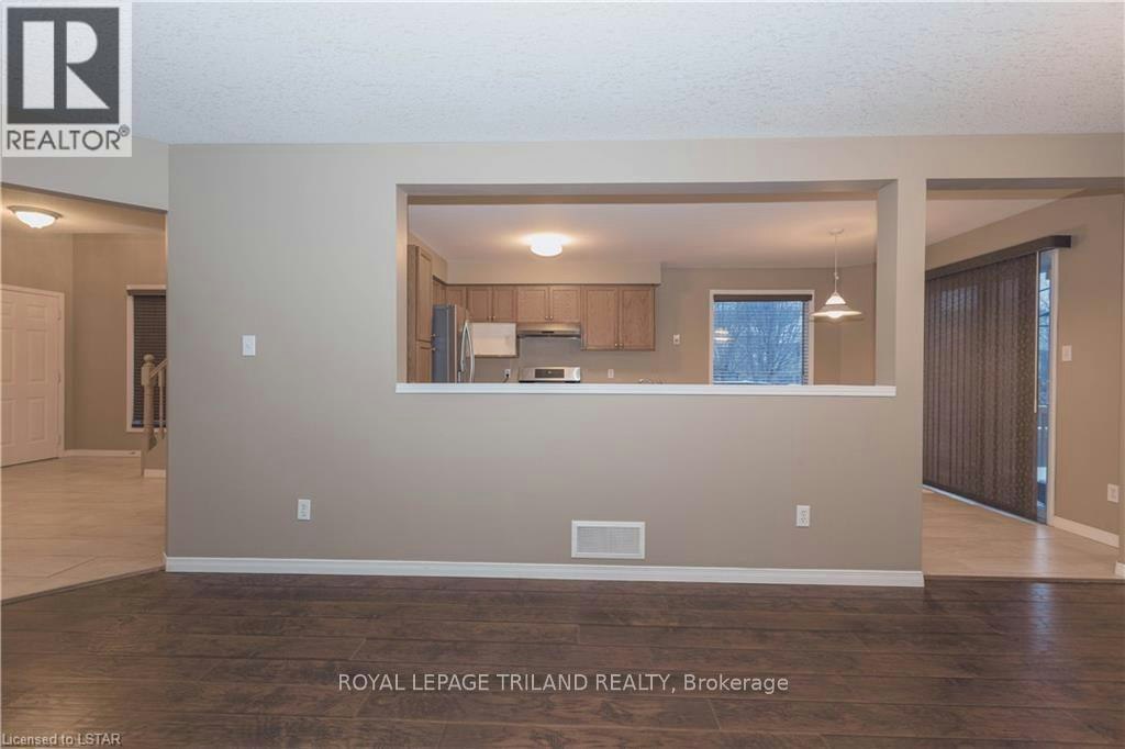 905 Redoak Avenue, London, ON, N6H 5R6 - 8
