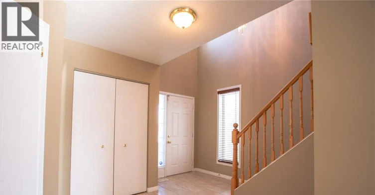 905 Redoak Avenue, London, ON, N6H 5R6 - 3