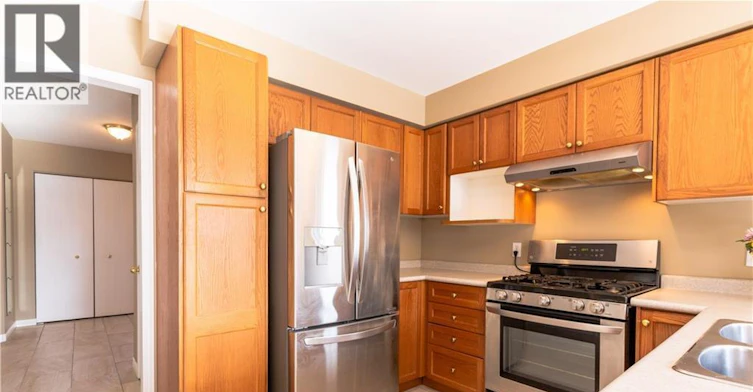 905 Redoak Avenue, London, ON, N6H 5R6 - 6