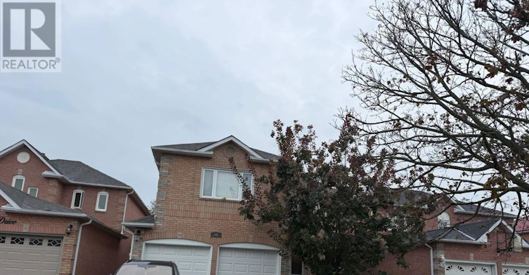 18 Harkins Drive, Ajax, ON, L1T 3T6