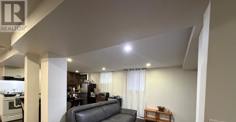 18 Harkins Drive, Ajax, ON, L1T 3T6 - 9