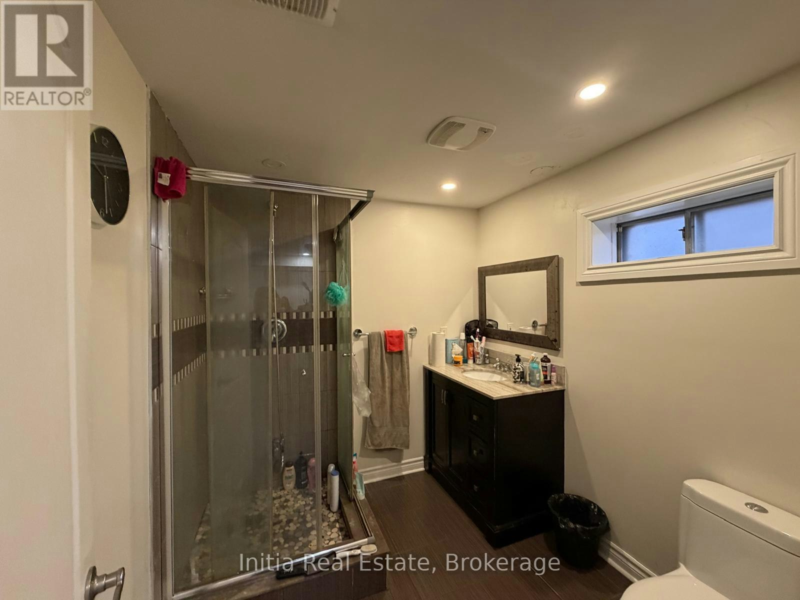 18 Harkins Drive, Ajax, ON, L1T 3T6 - 8