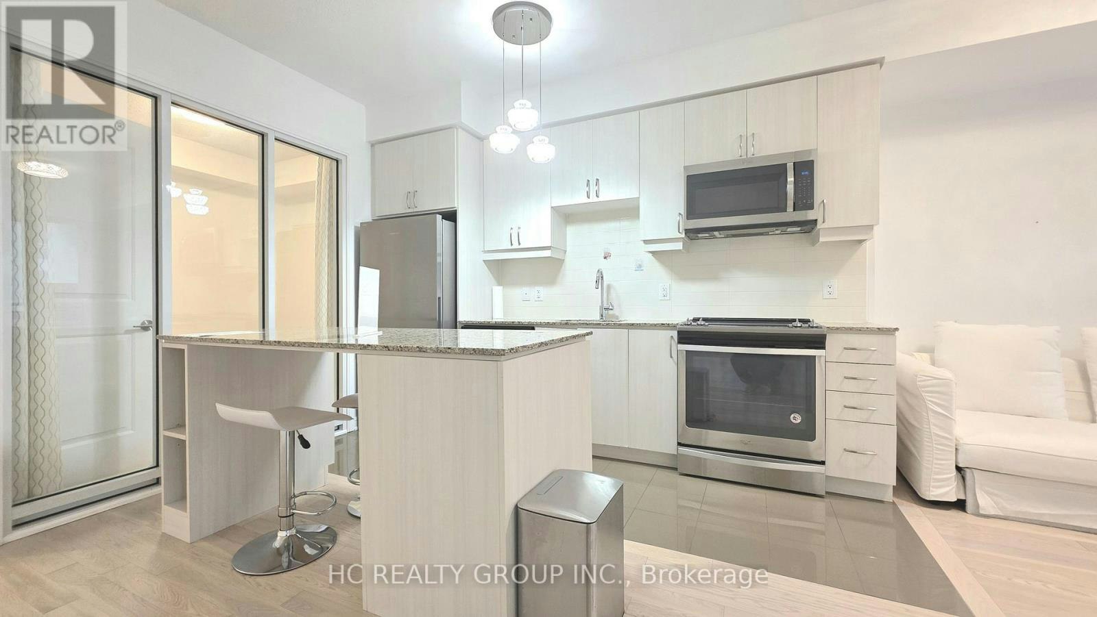 213-9191 Yonge Street, Richmond Hill, ON, L4C 1E2 4