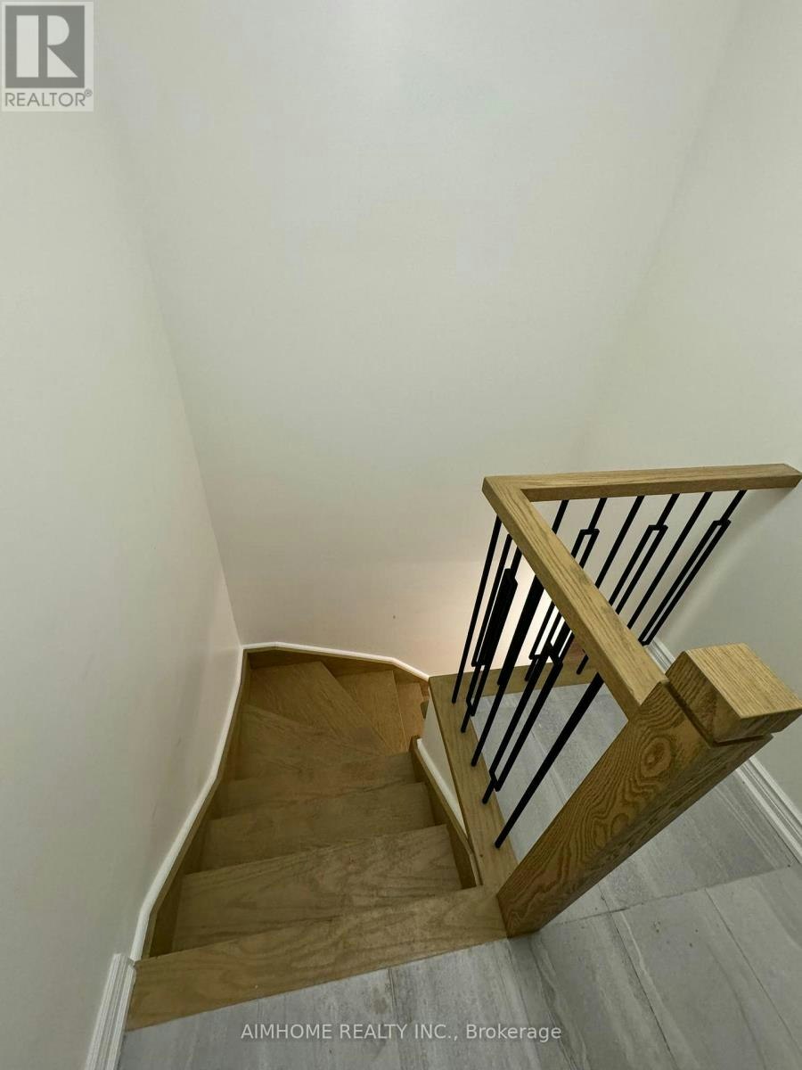 BSMT-56 Crystal Drive, Richmond Hill, ON, L4C 7Y3 - 12