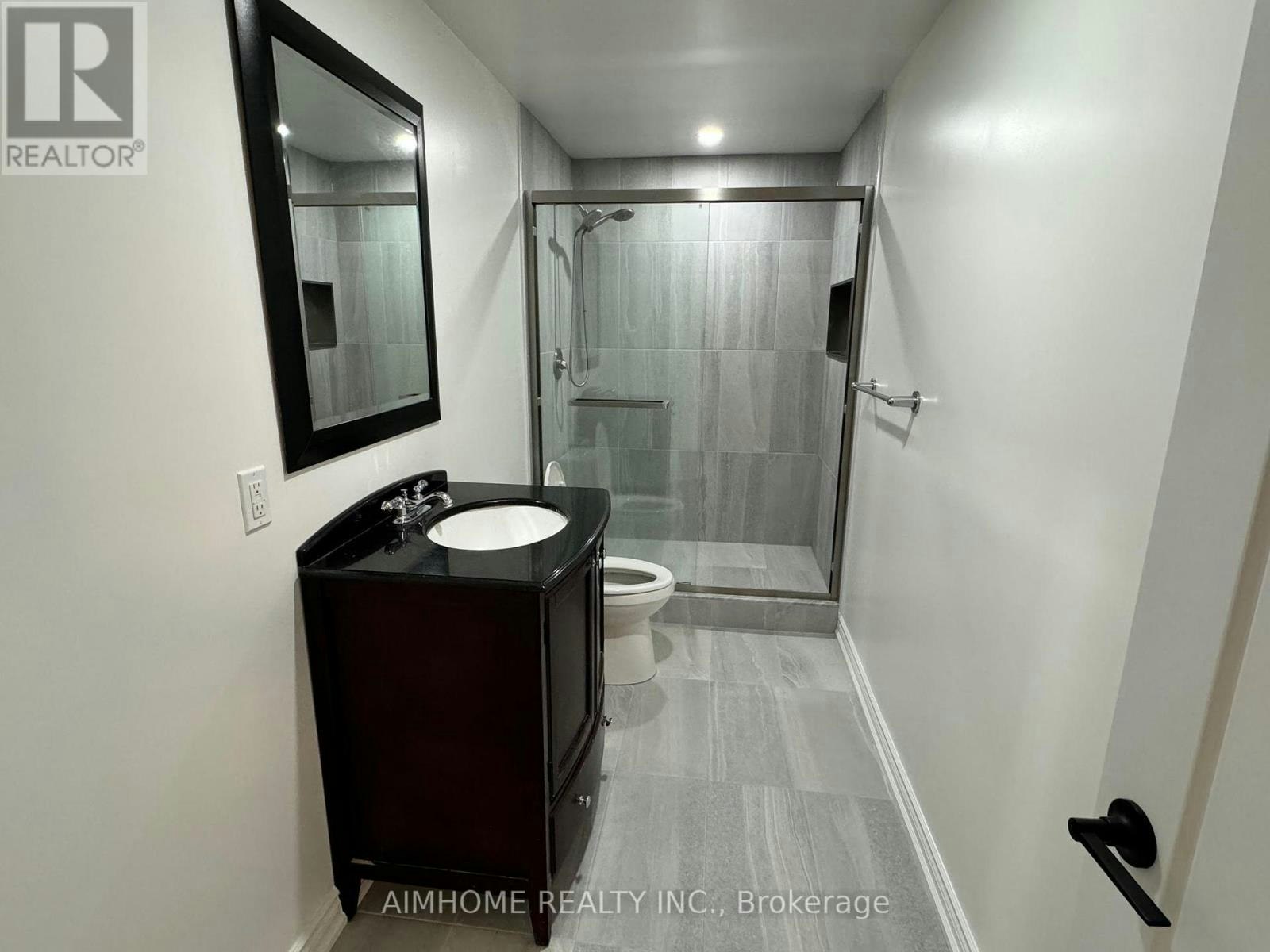 BSMT-56 Crystal Drive, Richmond Hill, ON, L4C 7Y3 - 9