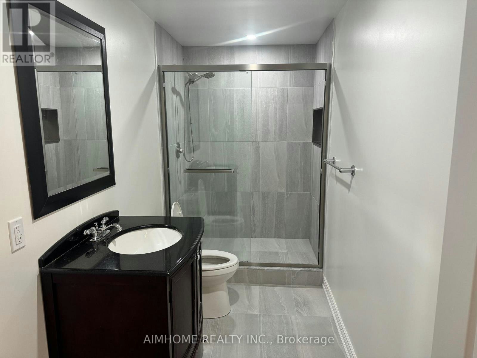 BSMT-56 Crystal Drive, Richmond Hill, ON, L4C 7Y3 - 10
