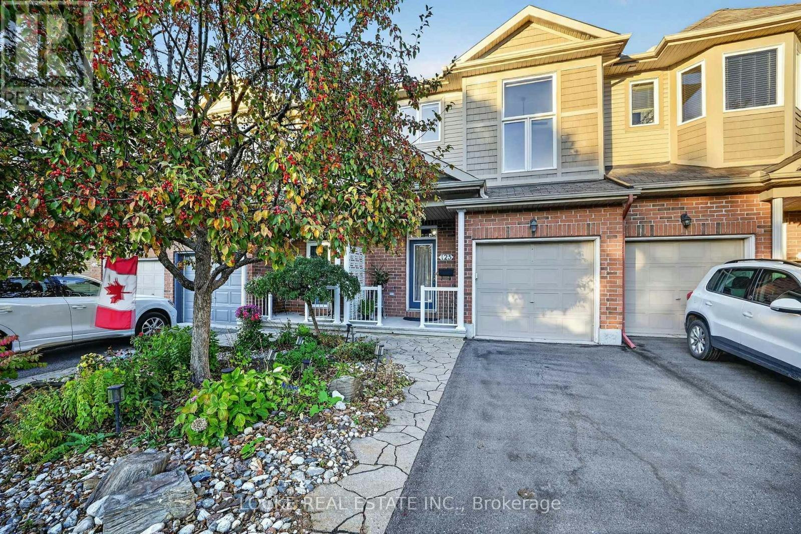 125 Parkrose Private, Ottawa, ON, K4A 0N8