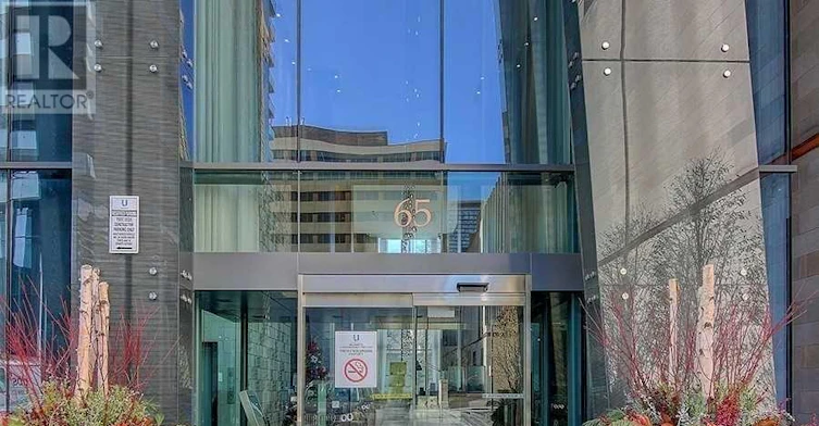 4409-65 St. Mary Street E, Toronto, ON, M5S 0A6 - 2