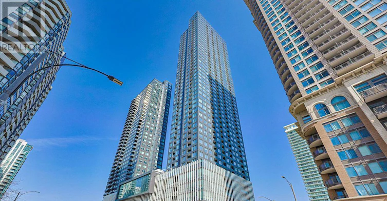 3809-395 Square One Drive, Mississauga, ON, L5B 0P6