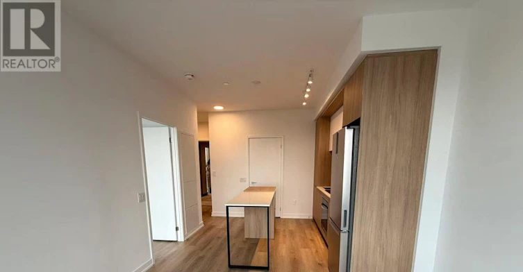 3809-395 Square One Drive, Mississauga, ON, L5B 0P6 - 4