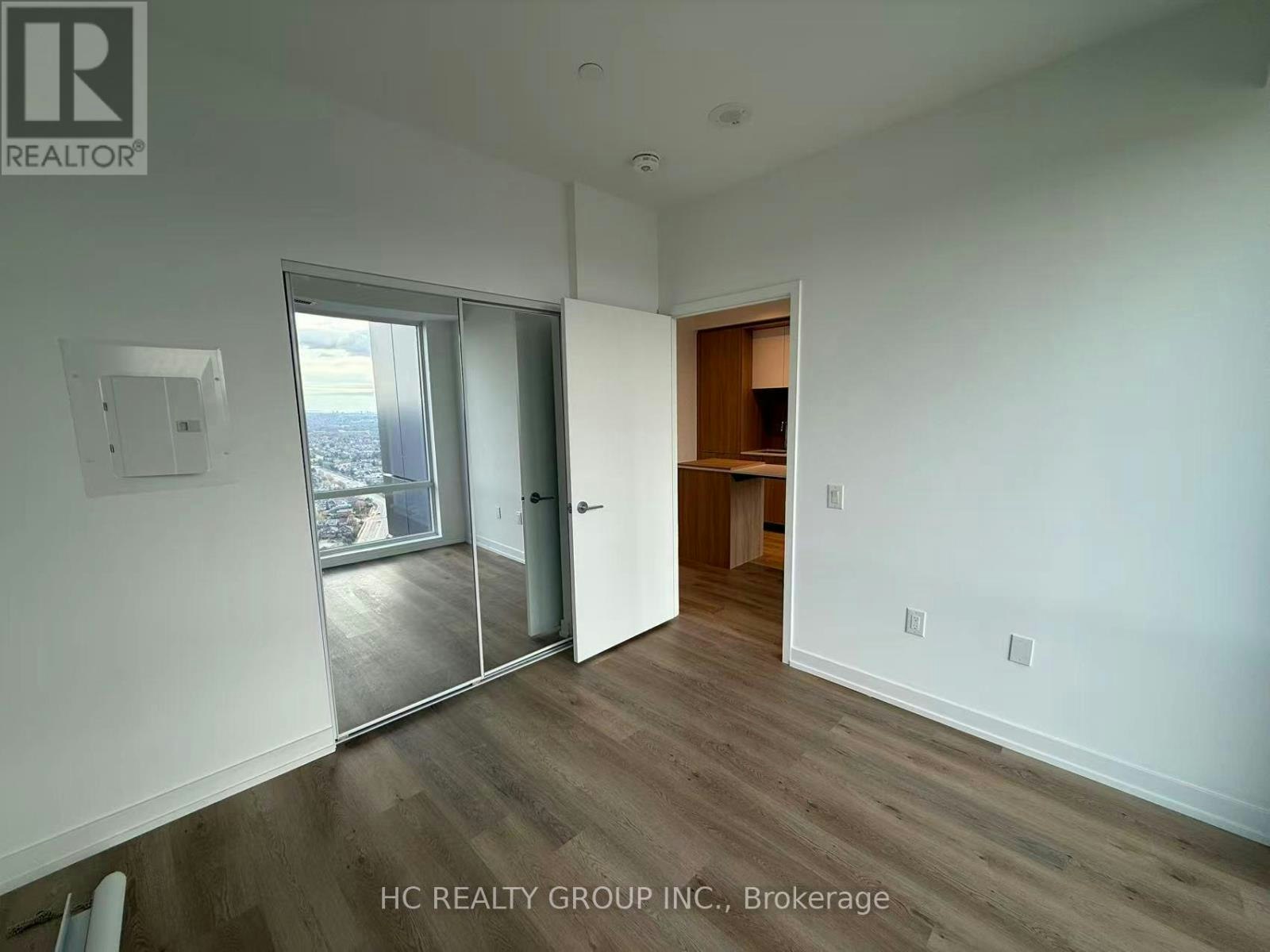 3809-395 Square One Drive, Mississauga, ON, L5B 0P6 - 9