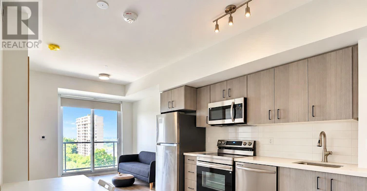 615-3429 Sheppard Avenue E, Toronto, ON, M1T 3K5 - 3