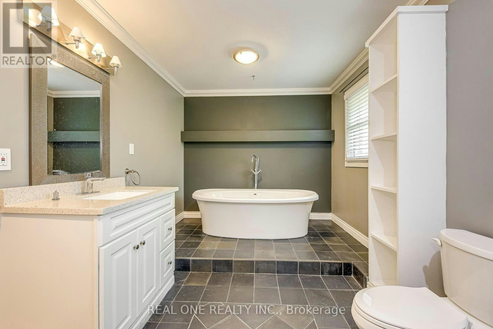 1236 Woodview Drive, Oakville, ON, L6M 2M4 - 22