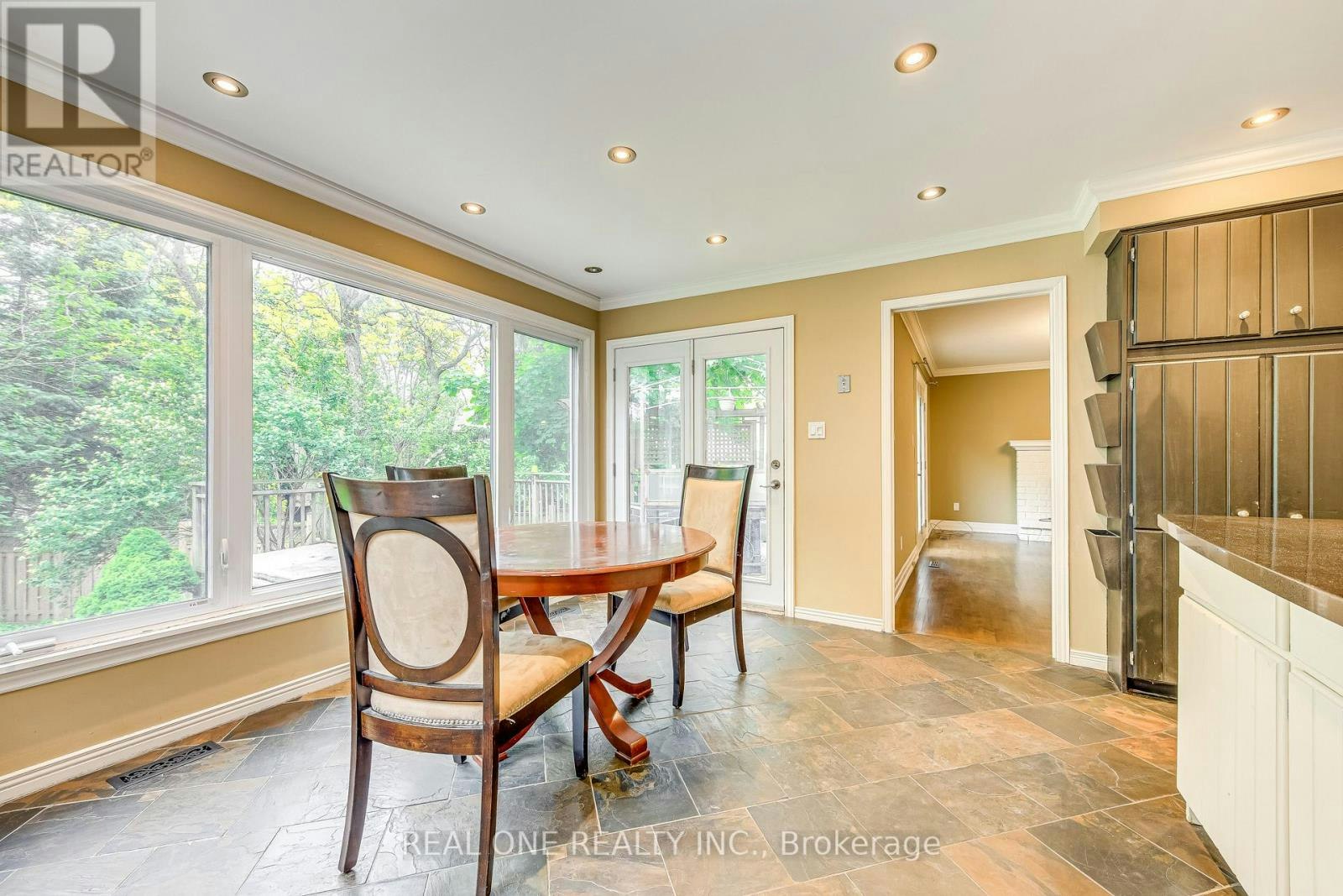 1236 Woodview Drive, Oakville, ON, L6M 2M4 - 14