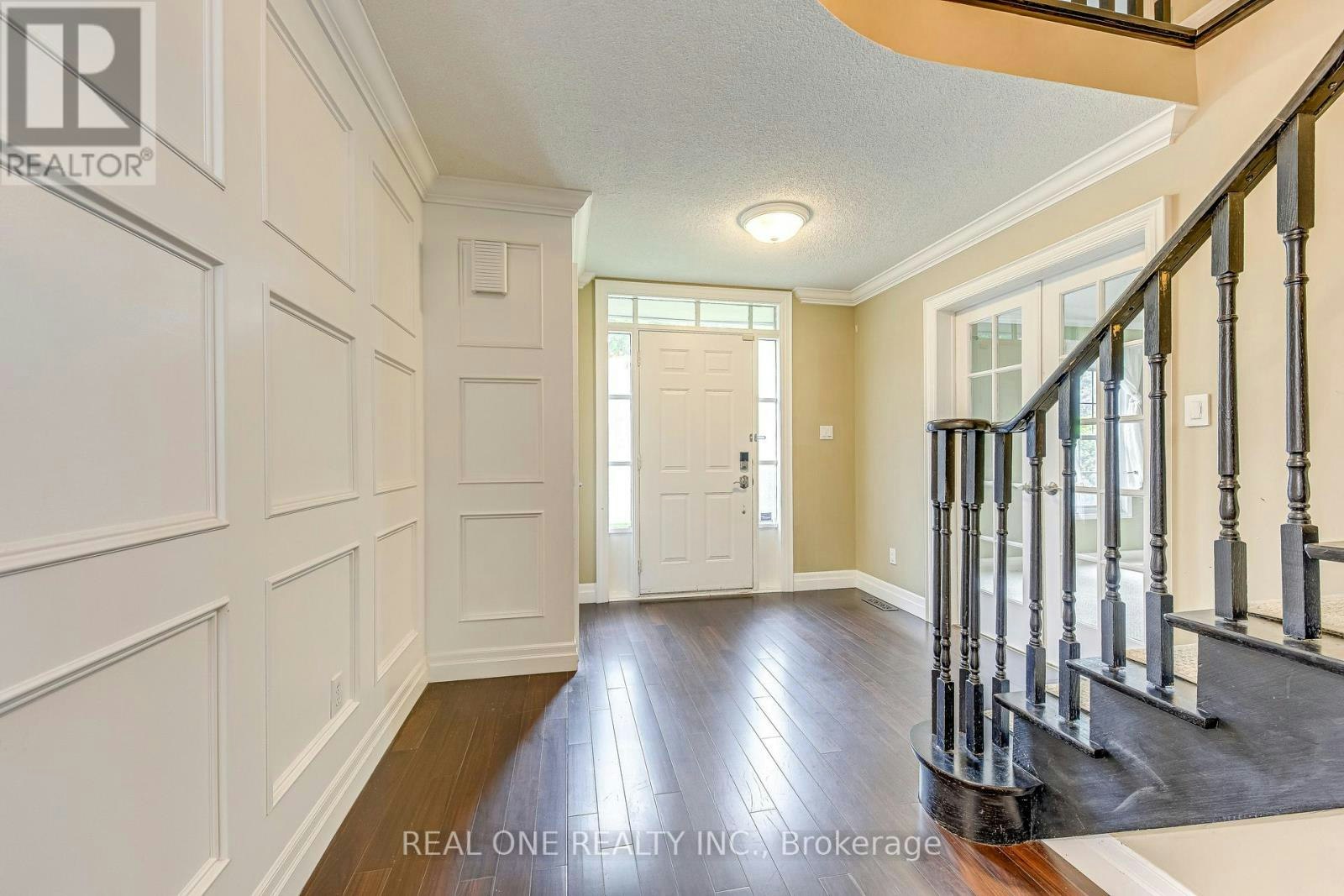 1236 Woodview Drive, Oakville, ON, L6M 2M4 3