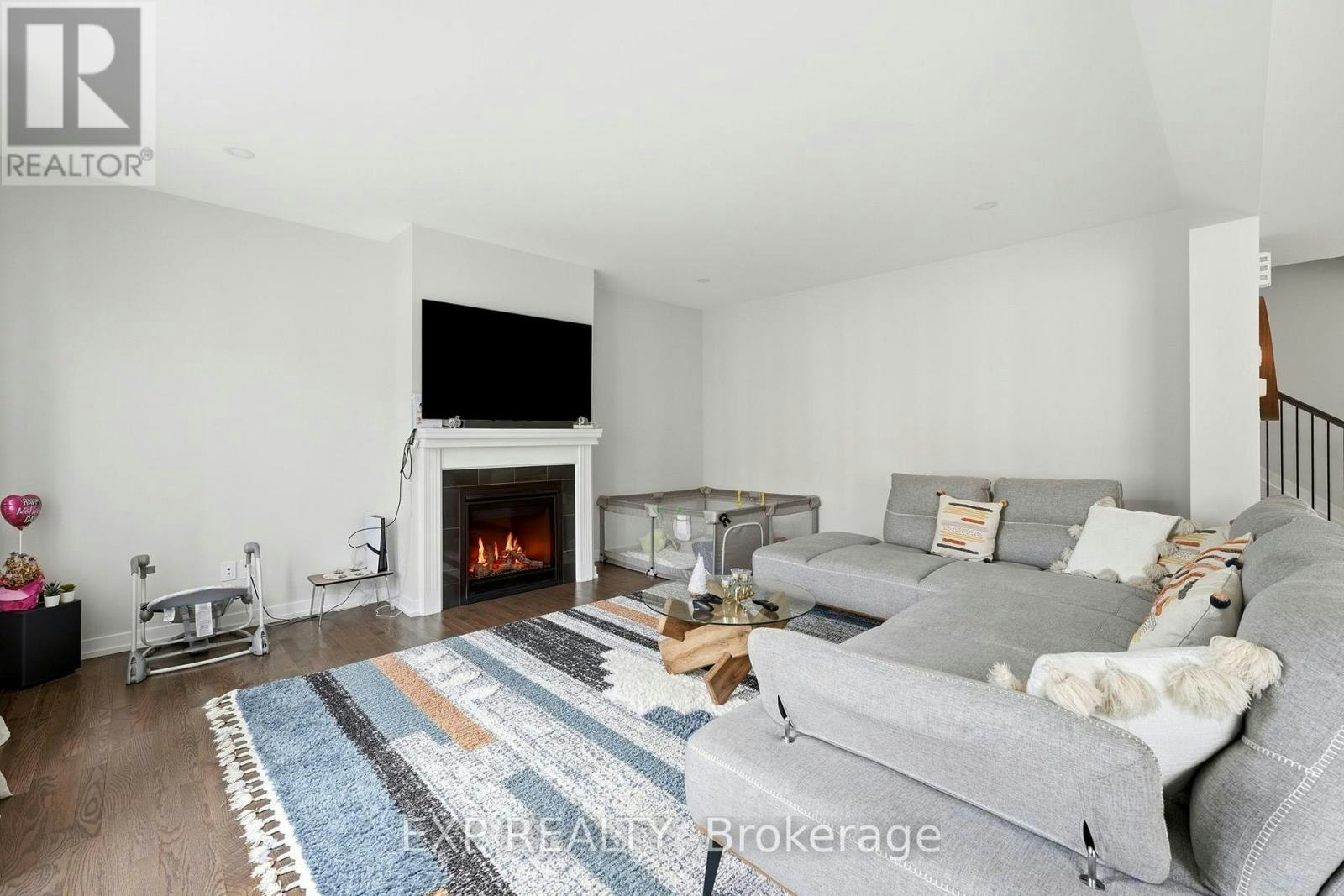 104 Hackamore Crescent, Ottawa, ON, K0A 2Z0 - 4