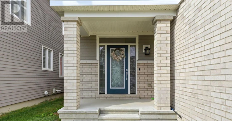 104 Hackamore Crescent, Ottawa, ON, K0A 2Z0 - 2