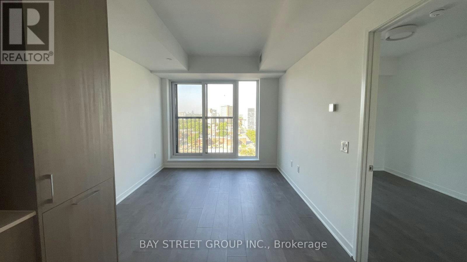 1102-10 Oak Street, Toronto, ON, M5A 0Z1 - 8