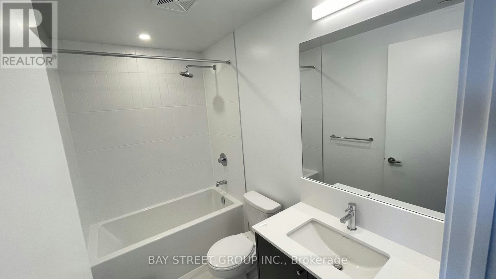 1102-10 Oak Street, Toronto, ON, M5A 0Z1 - 6