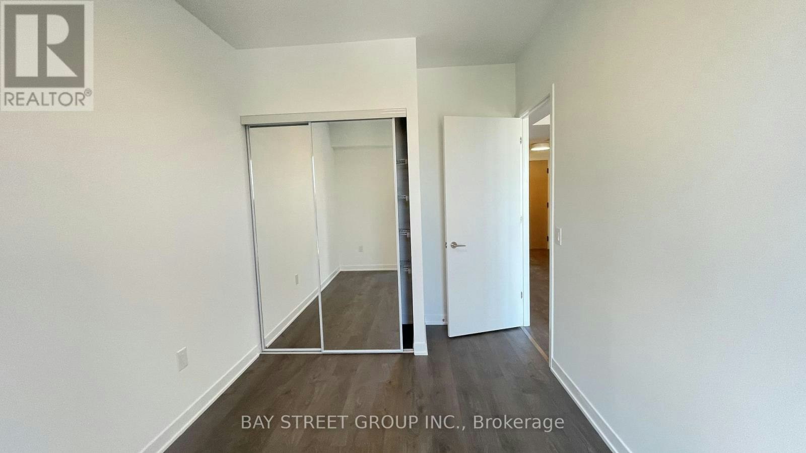 1102-10 Oak Street, Toronto, ON, M5A 0Z1 - 10
