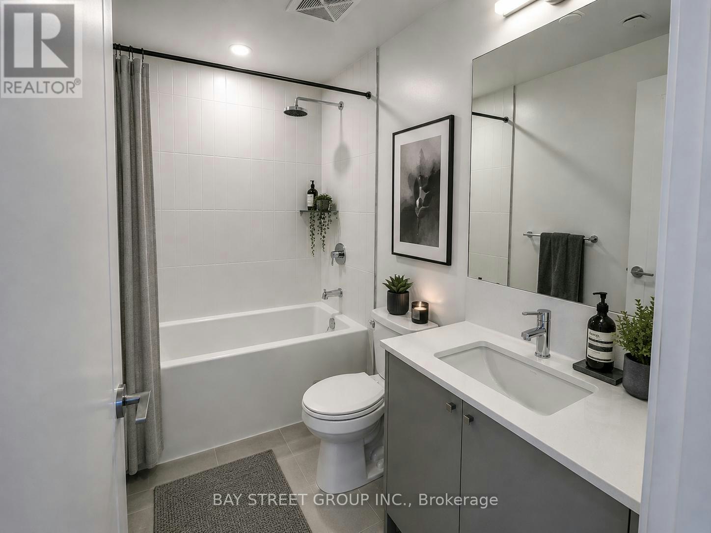 1102-10 Oak Street, Toronto, ON, M5A 0Z1 - 3