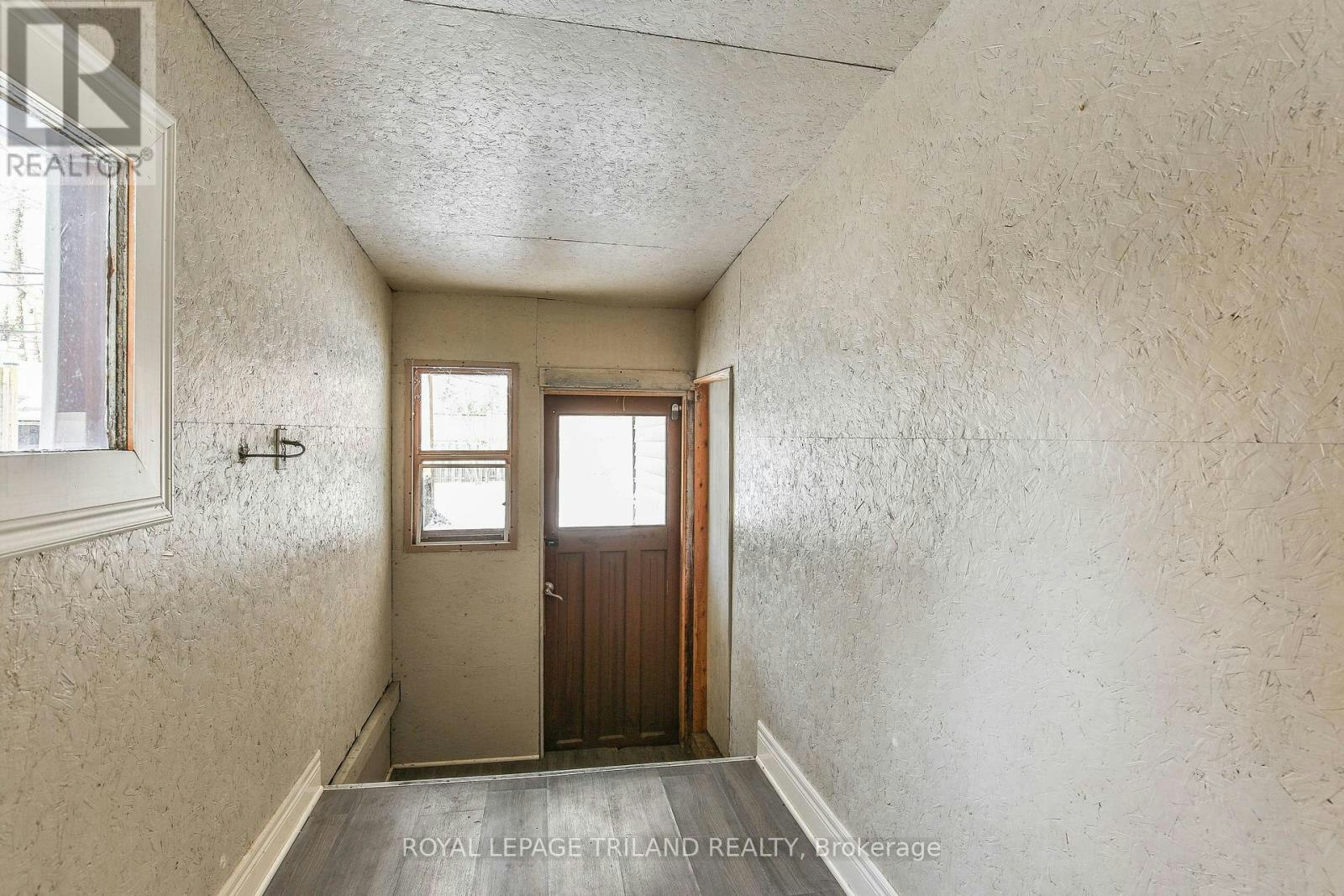 602 Central Avenue, London, ON, N6B 2G4 - 25