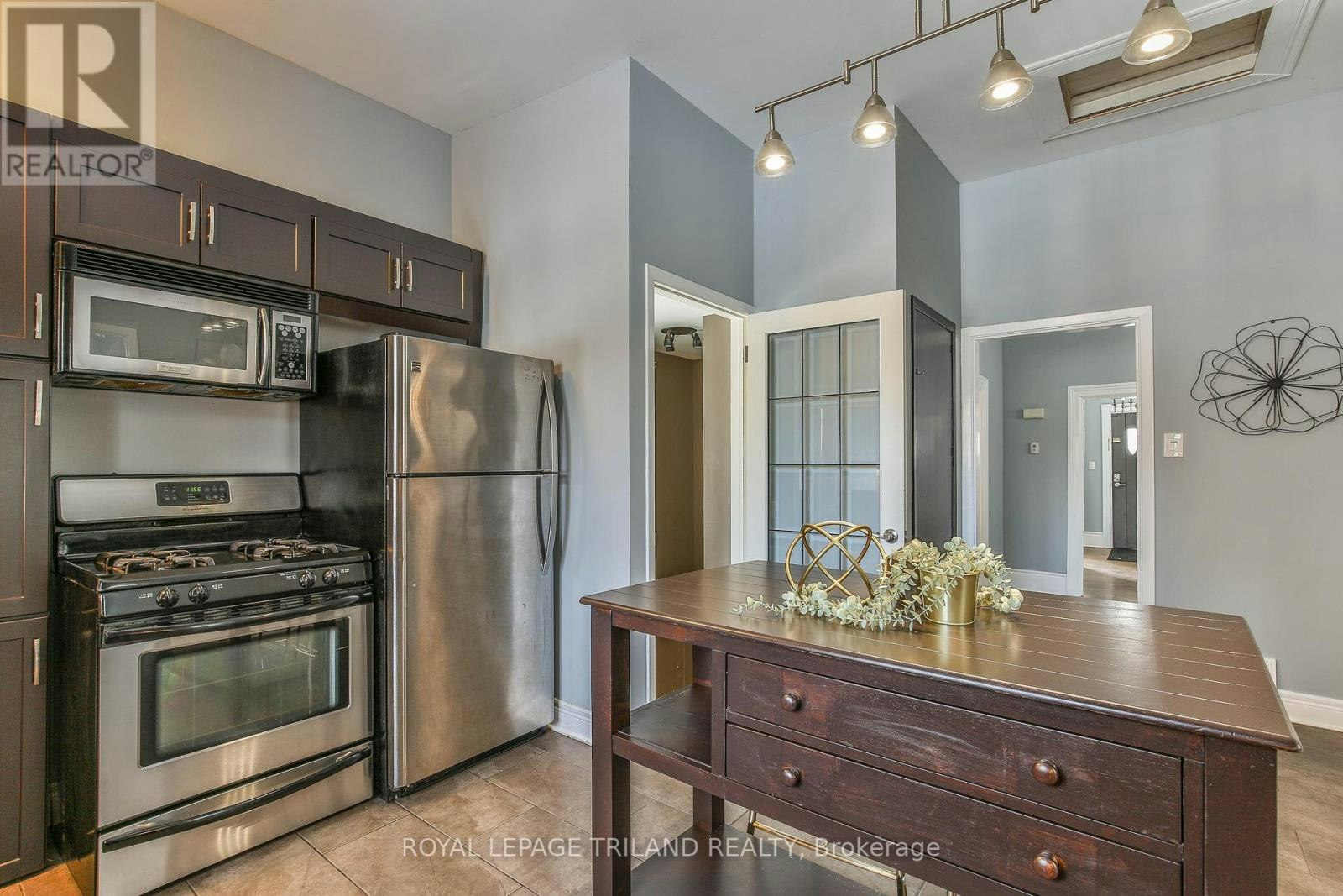 602 Central Avenue, London, ON, N6B 2G4 - 10