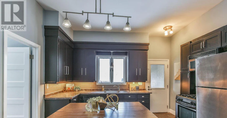 602 Central Avenue, London, ON, N6B 2G4 - 9