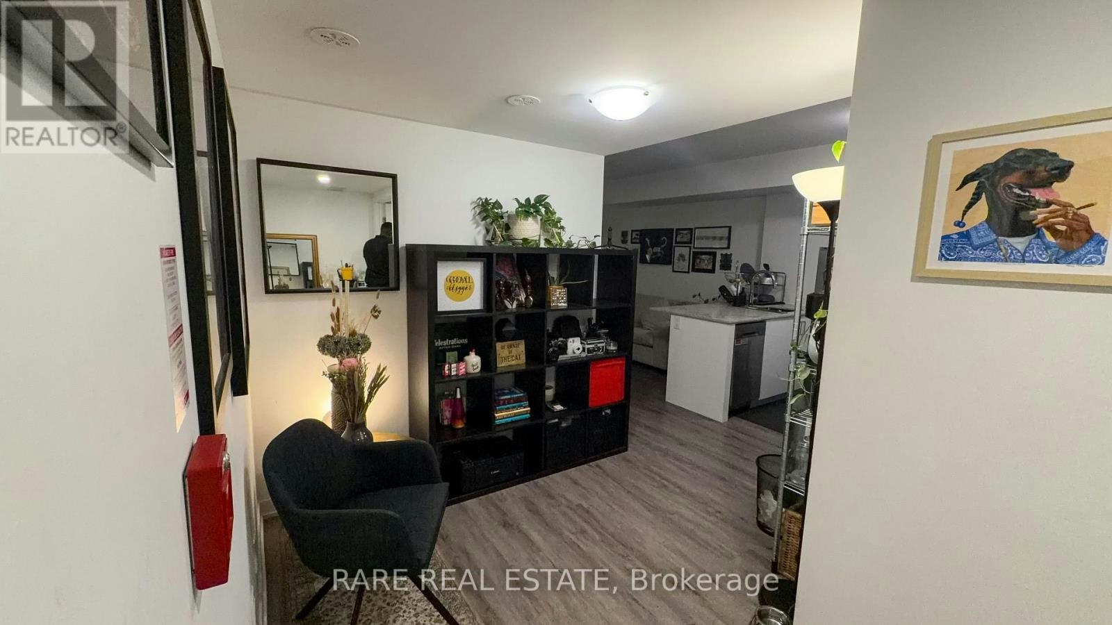 4-10 Marquette Avenue, Toronto, ON, M6A 0E1 - 10