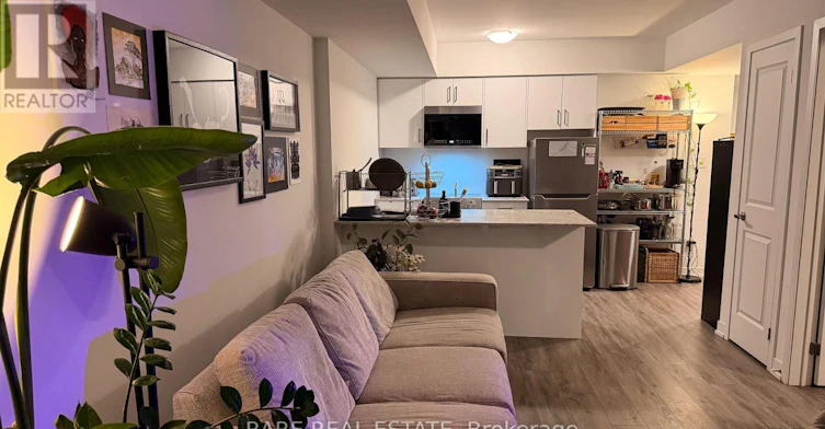 4-10 Marquette Avenue, Toronto, ON, M6A 0E1