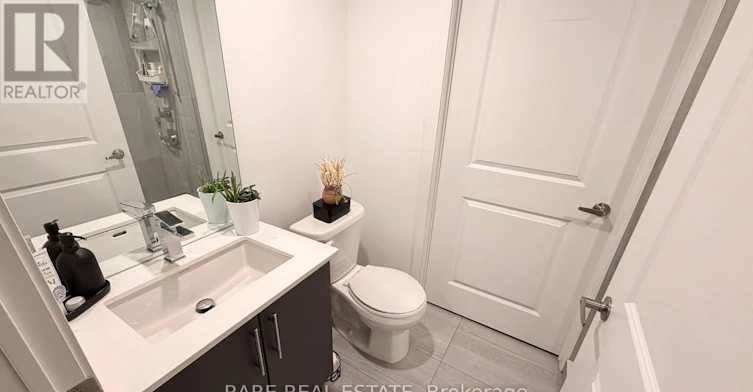 4-10 Marquette Avenue, Toronto, ON, M6A 0E1 - 12