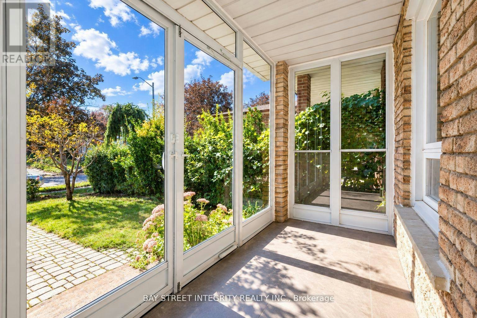 12 Charnwood Place, Markham, ON, L3T 5H3 - 3