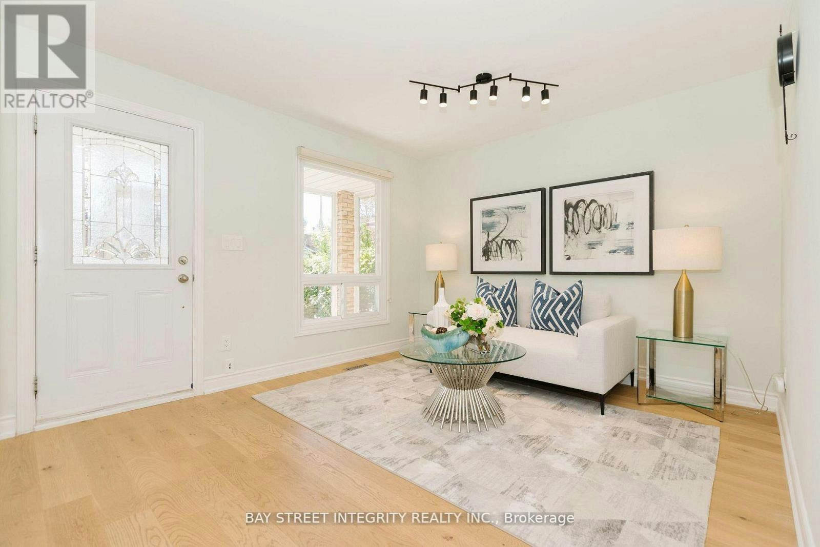 12 Charnwood Place, Markham, ON, L3T 5H3 - 6