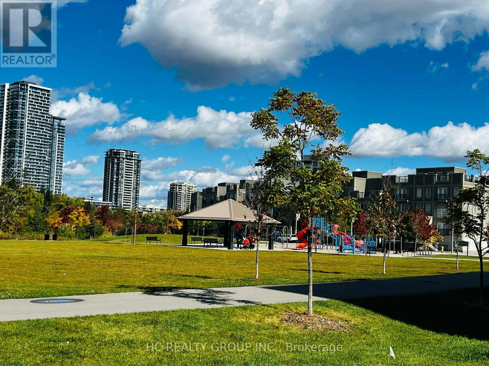 701A-10 Rouge Valley Drive W, Markham, ON, L6G 0G9 4