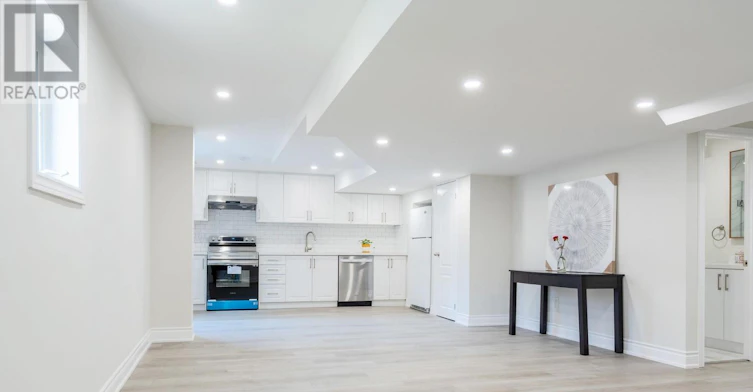 BSMT-369 Tower Hill Road, Richmond Hill, ON, L4E 0A5 - 9