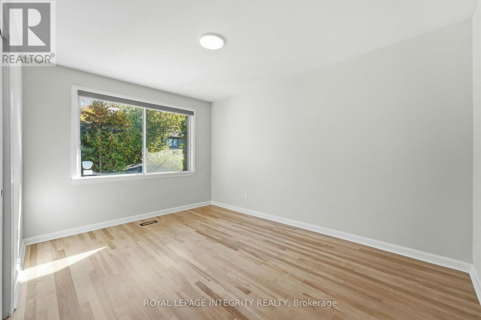 2007 Dorval Avenue, Ottawa, ON, K1G 2N6 - 17