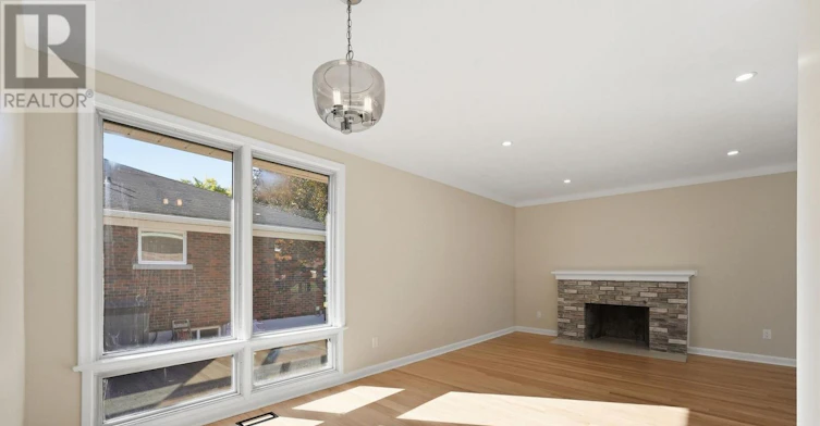2007 Dorval Avenue, Ottawa, ON, K1G 2N6 - 11