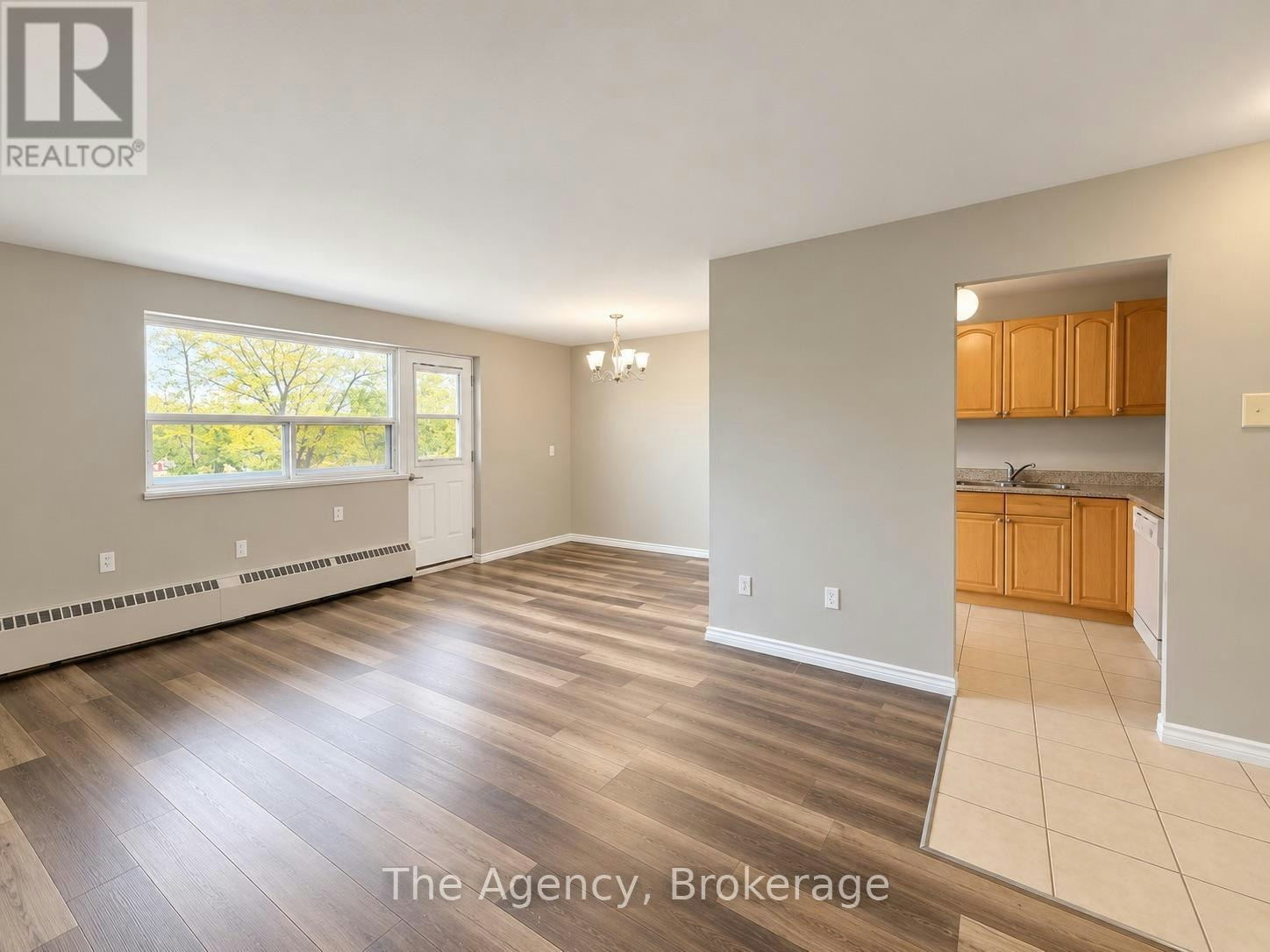203-45 Paisley Boulevard W, Mississauga, ON, L5B 1E4 - 7
