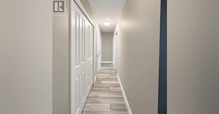 302-45 Paisley Boulevard W, Mississauga, ON, L5B 1E4 - 9