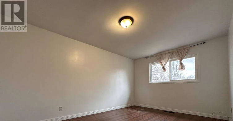 117 Micmac Crescent, Toronto, ON, M2H 2K1 - 4